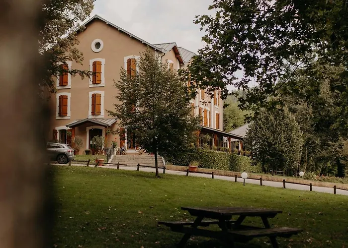 Logis - Hotel Restaurant Du Parc