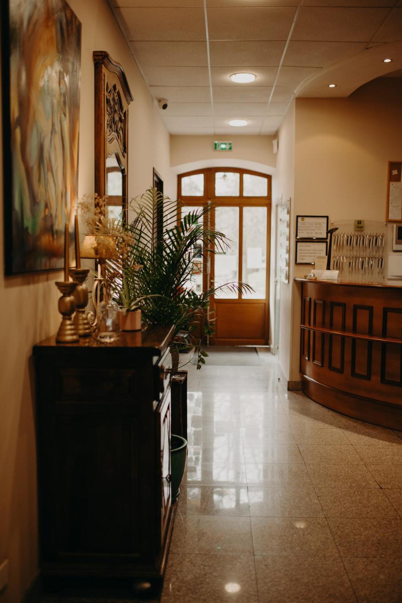 Hotel Logis - Restaurant Du Parc