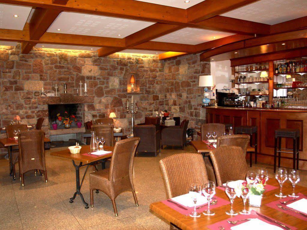 Hotel Logis - Restaurant Du Parc
